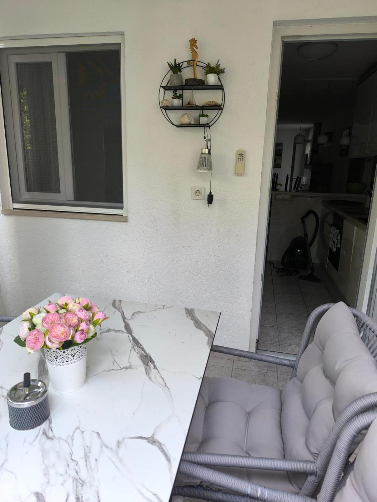 Apartman Robertino 1966 마카르스카 외부 사진